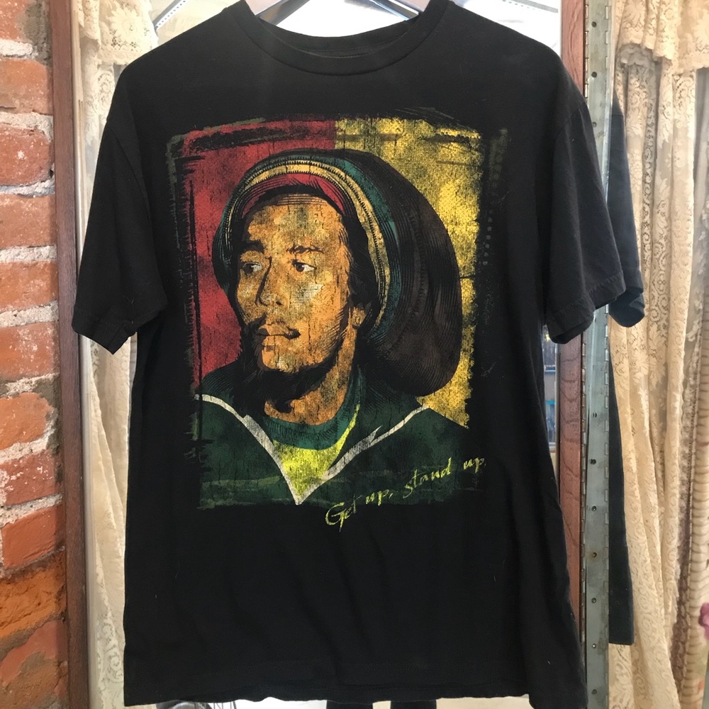 ✨Bob Marley Tee!✨